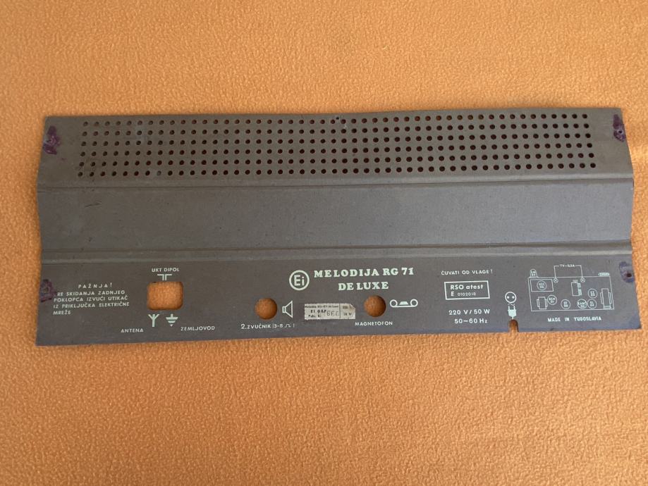 Melodija RG 71 De luxe - Zadnji poklopac od radio lampaša