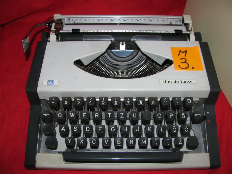 Pisaća mašina UNIS - tbm-de-Luxe. M-3. Piše. SAND