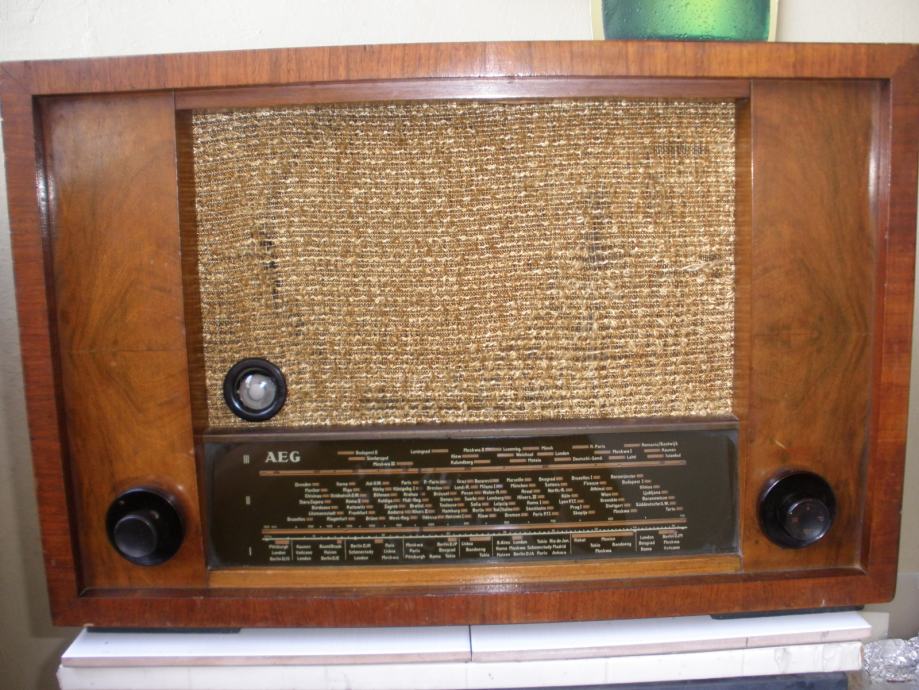 STARI RADIO AEG SUPER 431W