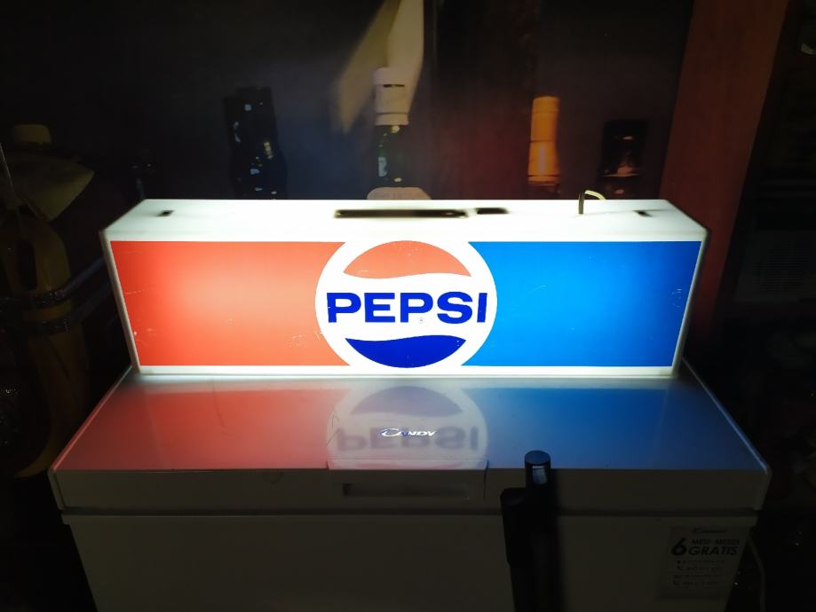 Svjetleća reklama PEPSI