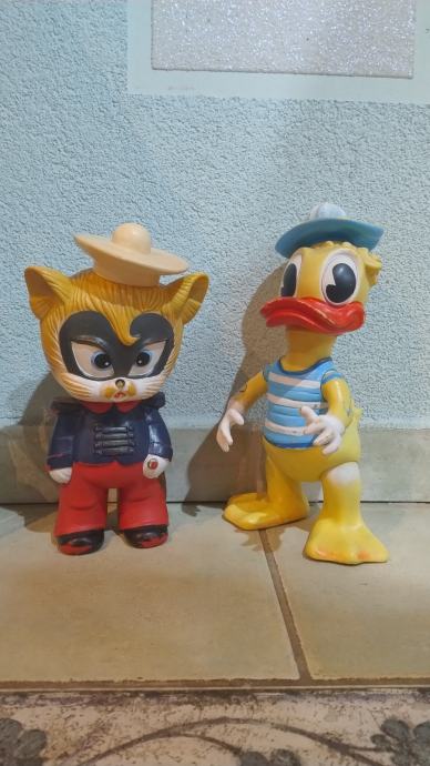 Vintage lot :Donald Duck mornar+ mačak u čizmama