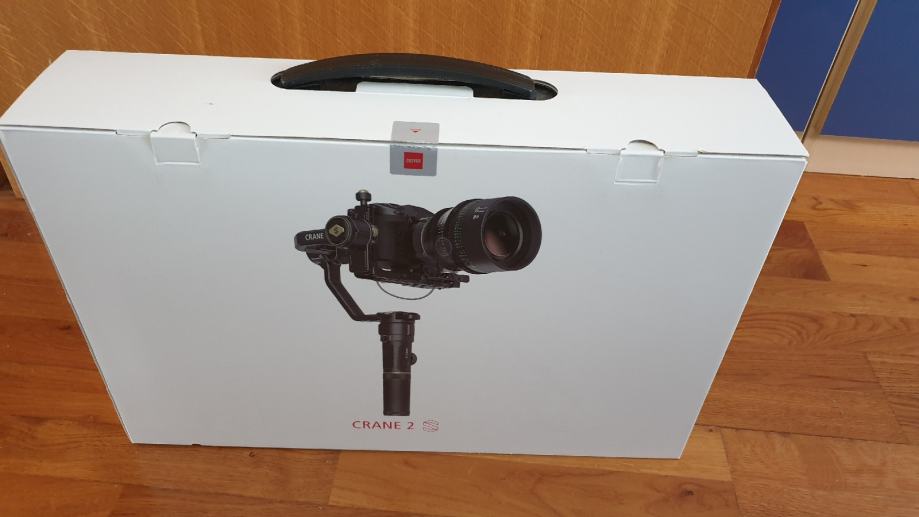 Zhiyun Crane 2S