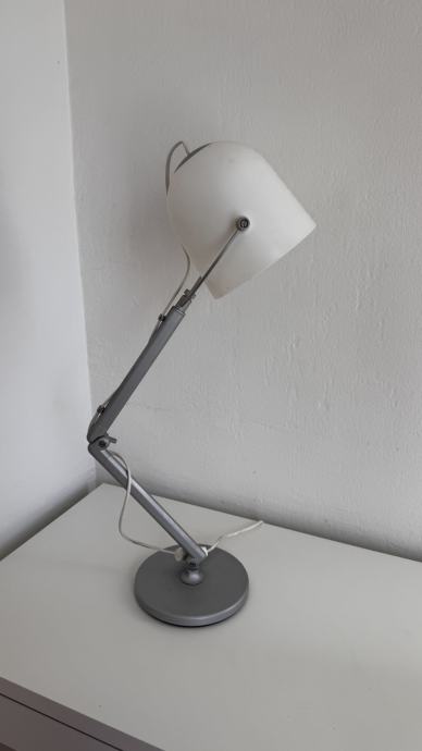 Ikea stolna lampa, bijela