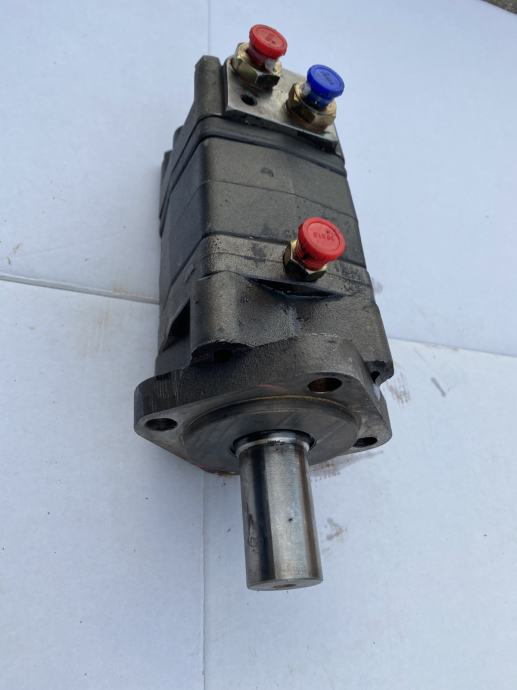 HIDRO MOTOR DANFOSS OBRITALNI OMS 400 32mm Osovina