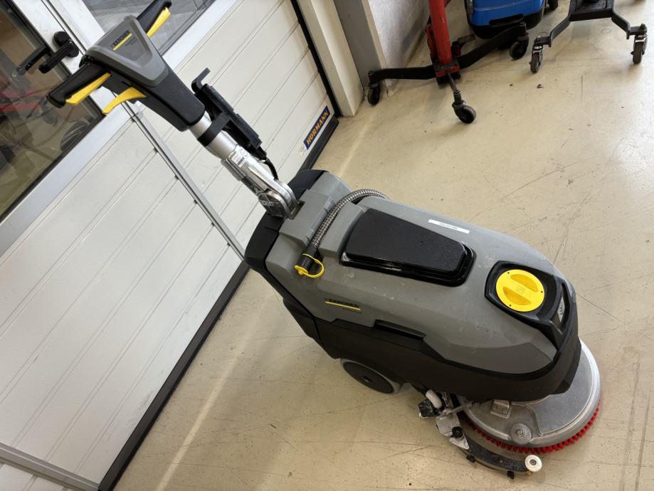 Karcher BD 40 12 C Bp - Akumulatorski čistač Podova