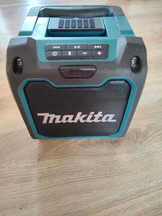 Makita Bluetooth zvučnik DMR200