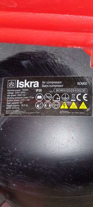 Uljni kompresor Iskra 1.5kw 8 bara..50l