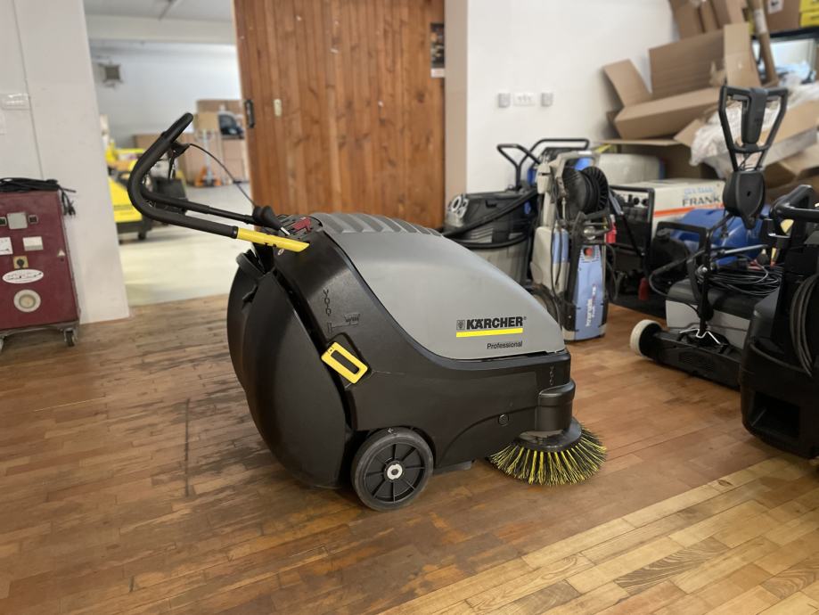 KARCHER KM 85/50 BP PACK POMETALEC, POMETAČ