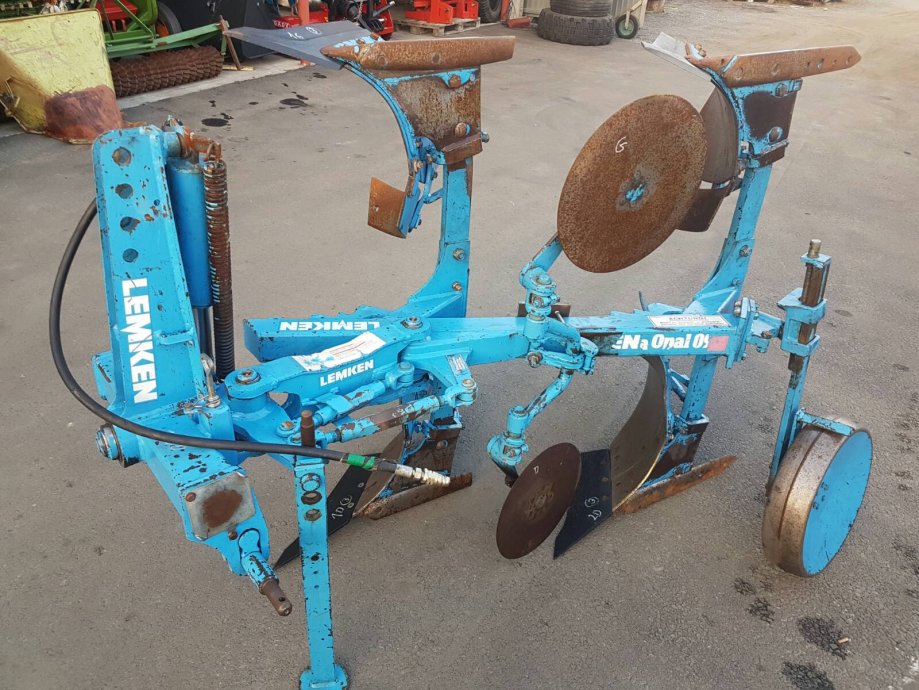 Plug Lemken Opal 090