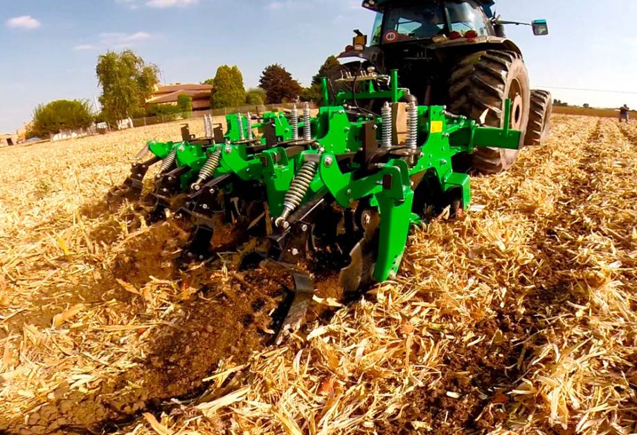 Sfoggia Leonardo Strip-till (obrada u trake)