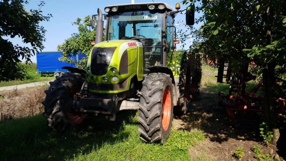 Traktor Claas