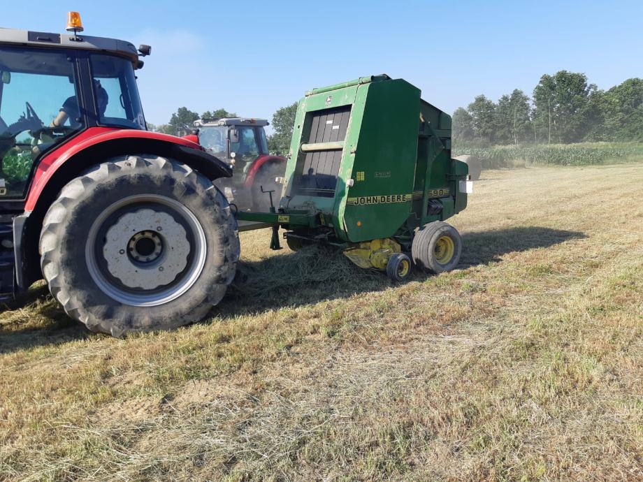 Rolobalirka john deere 590