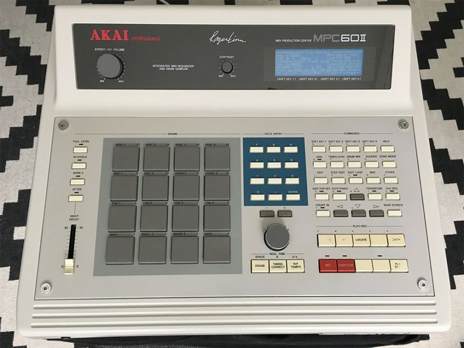 AKAI MPC 60 mkII, 12bit sampler