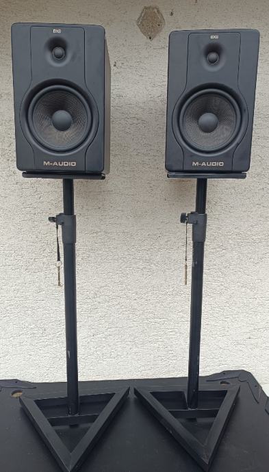 Aktivni studijski monitori M-Audio BX8a Deluxe