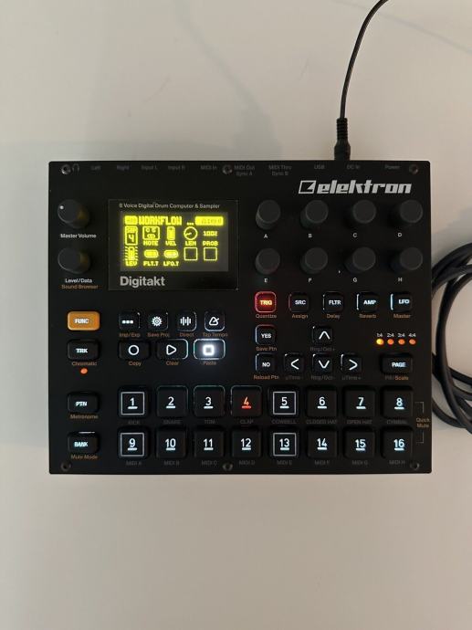 Elektron Digitakt + RK-002 Midi kabel