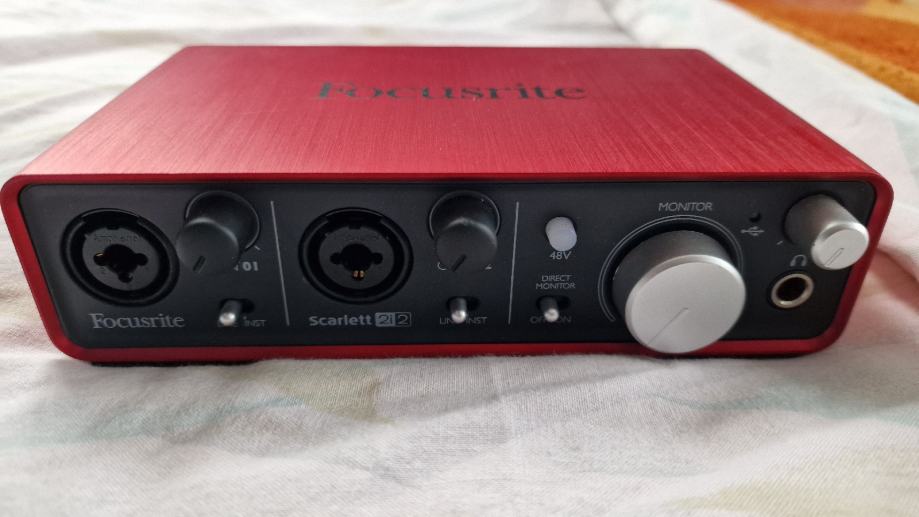 Focusrite Scarlett 2i2 1st gen.