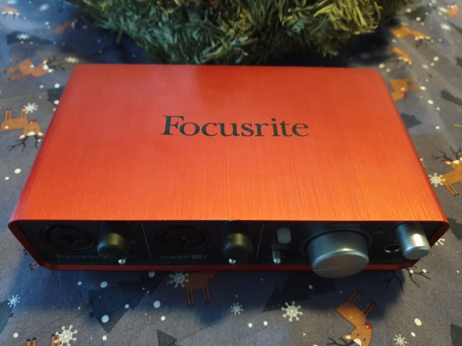 Focusrite Scarlett 2i2