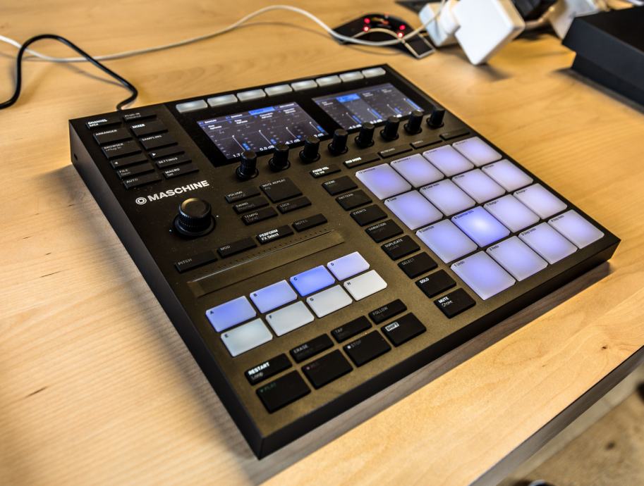 Native Instruments Maschine MK3