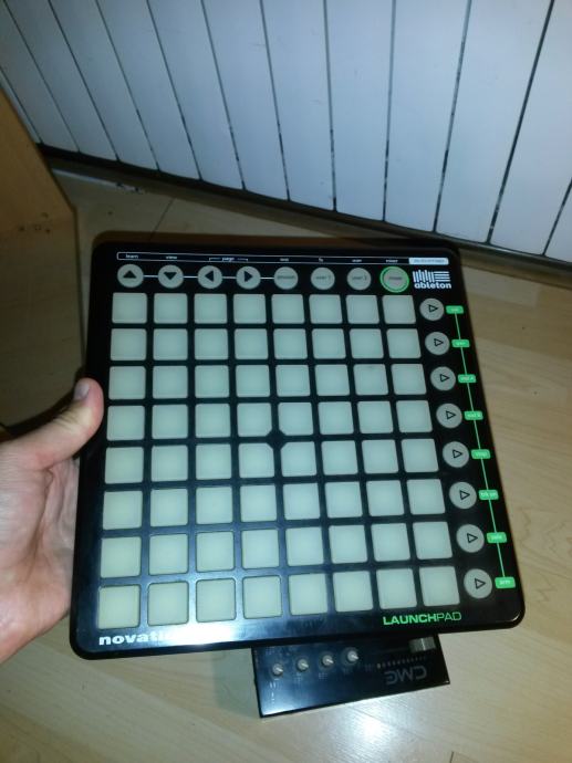 Novation Launchpad MK1