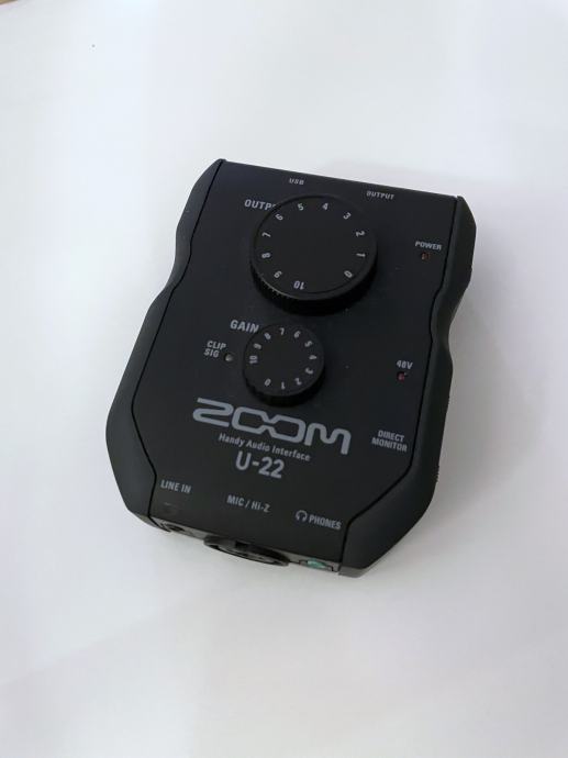 Zoom U22 audio interface