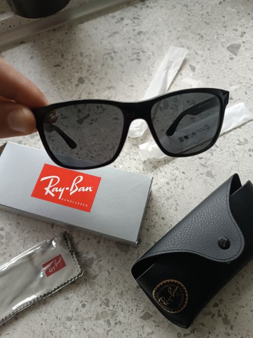 Ray Ban RB4181