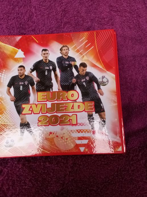 Album-Euro Zvijezde 2021-sa  16 sličica