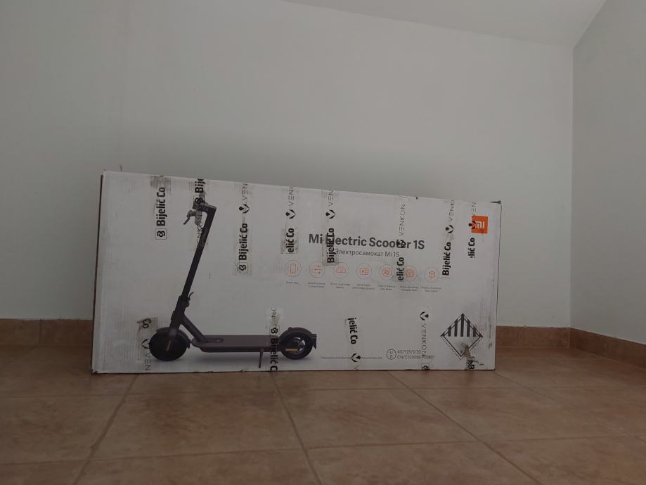 Xiaomi electric scooter 1S