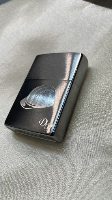 Zippo original upaljač •NOVO •GRAVIRANJE - Silver Star