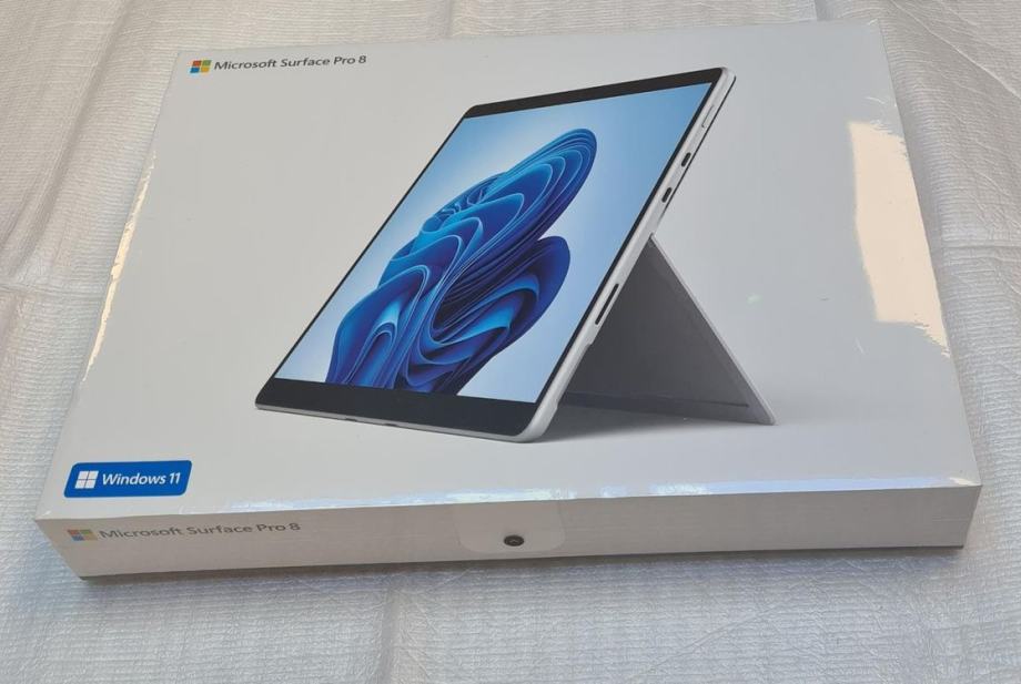 Microsoft Surface Pro 8 11th Gen Intel@ CoreTM i7 Processor 16GB