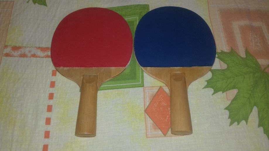 Drveni ping pong reketi - 2 komada