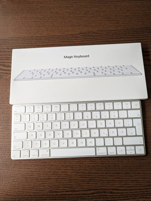 Apple Magic Keyboard 2