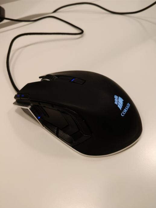 Corsair M95 - MMO ili RTS miš