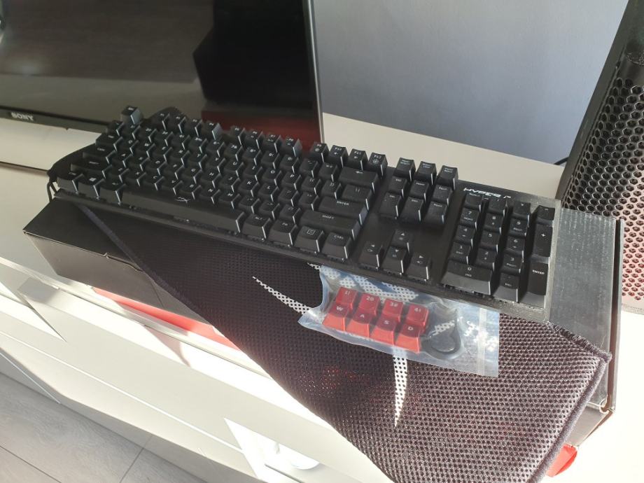 HyperX Alloy FPS Cherry MX Red - ZAMJENA!