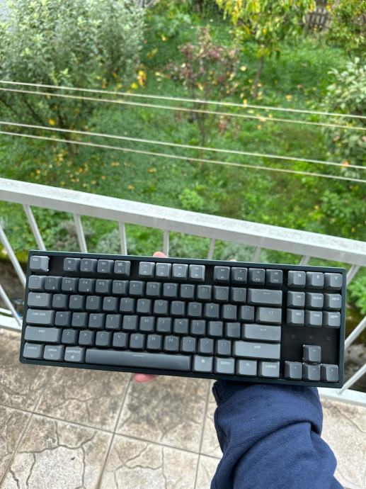 Keychron K8 - RGB - Blue Switch - Mac/PC