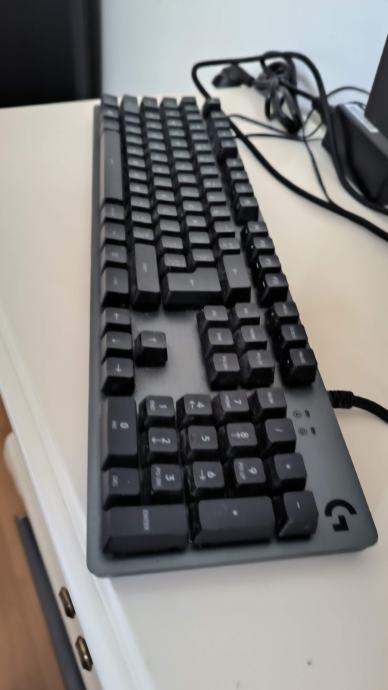 Logitech G413 Carbon