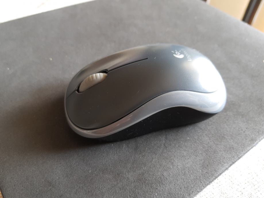 Logitech M185