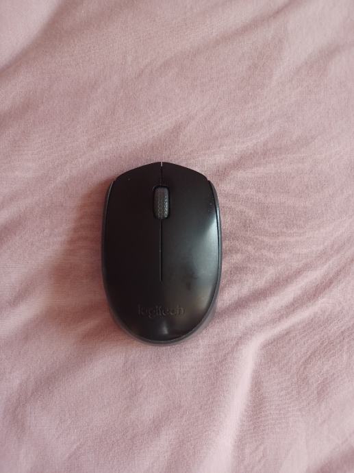 Logitech miš