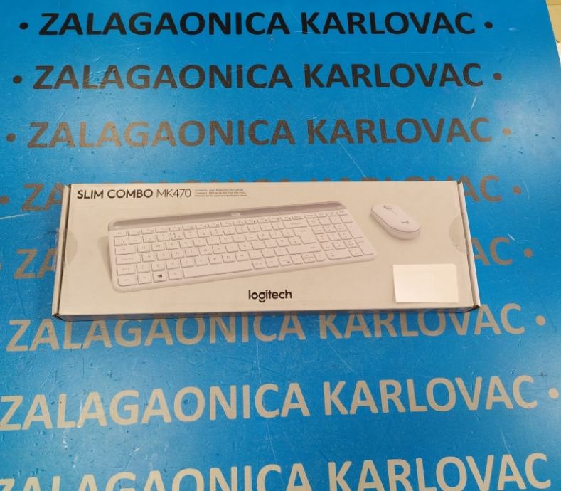 Logitech Slim Combo Tipkovnica