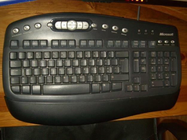 Microsoft Multimedia Keyboard 1.0A