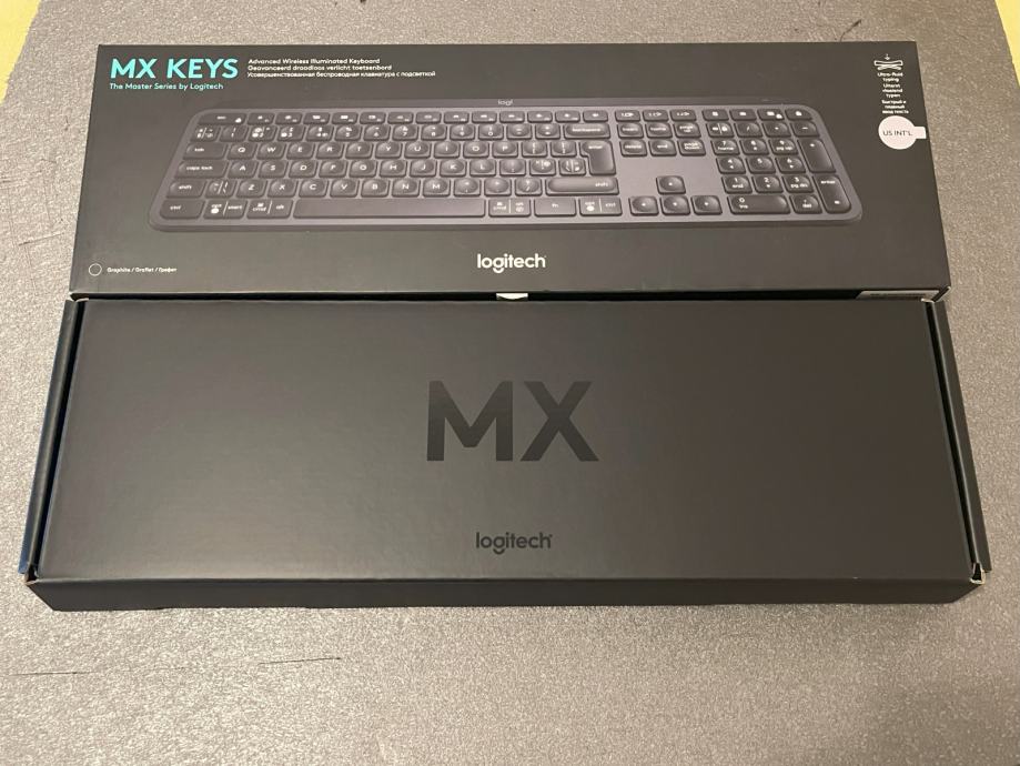 Na prodaju: Logitech MX Keys tipkovnica – kao nova!