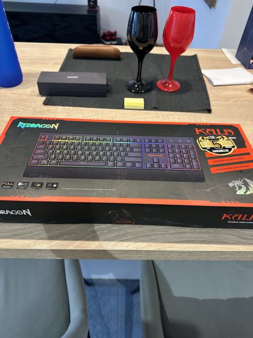 Tipkovnica Redragon Kala 557 RGB