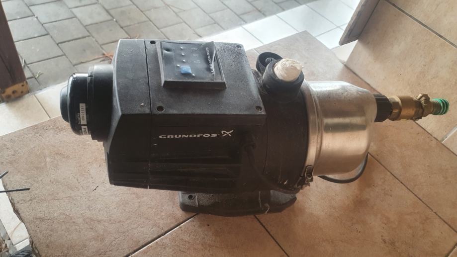 GRUNDFOS PUMPA MQ3-45B