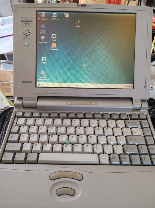 Retro laptop satellite pro 405 cs