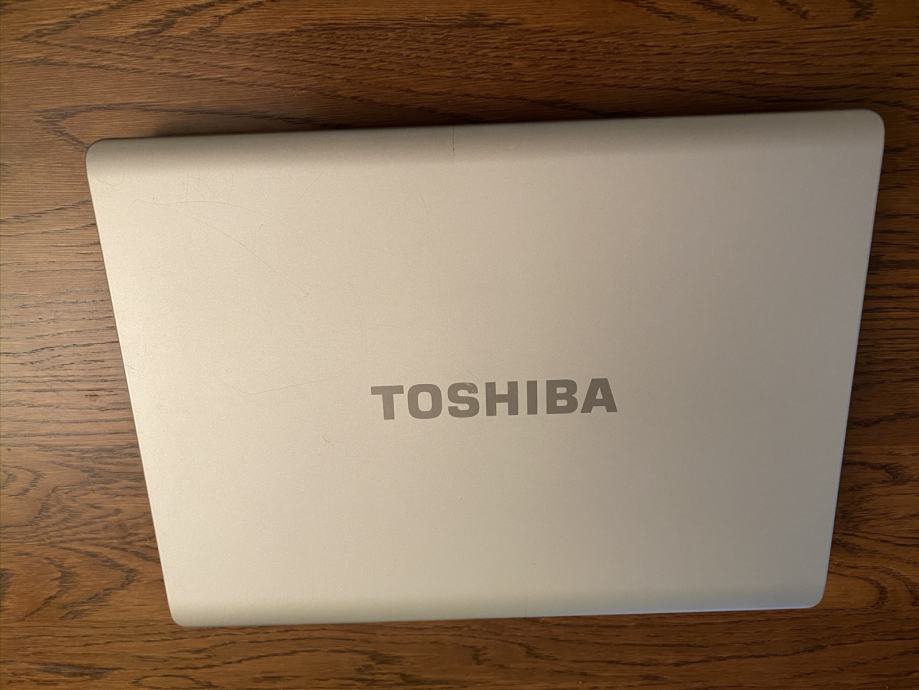 Toshiba Satellite L300 15.4" notebook