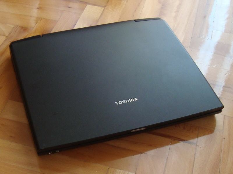 Toshiba Satellite Pro 6100 moguća zamijena za mobitel....