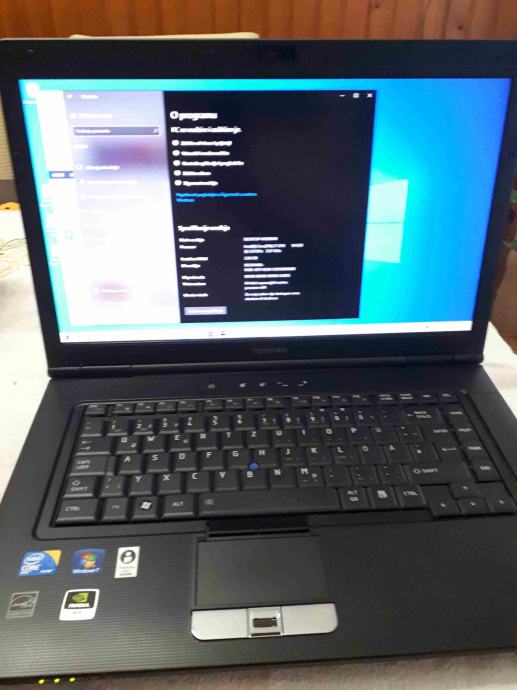 Toshiba Tecra S11-11G Core i7-620M@3.33GHz,8GB RAM,120GB NVIDIA Grafa