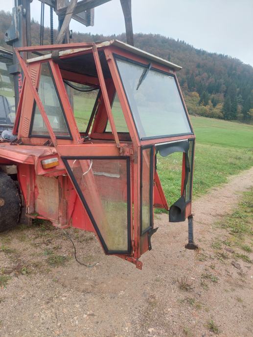 Kabina za traktor imt 560