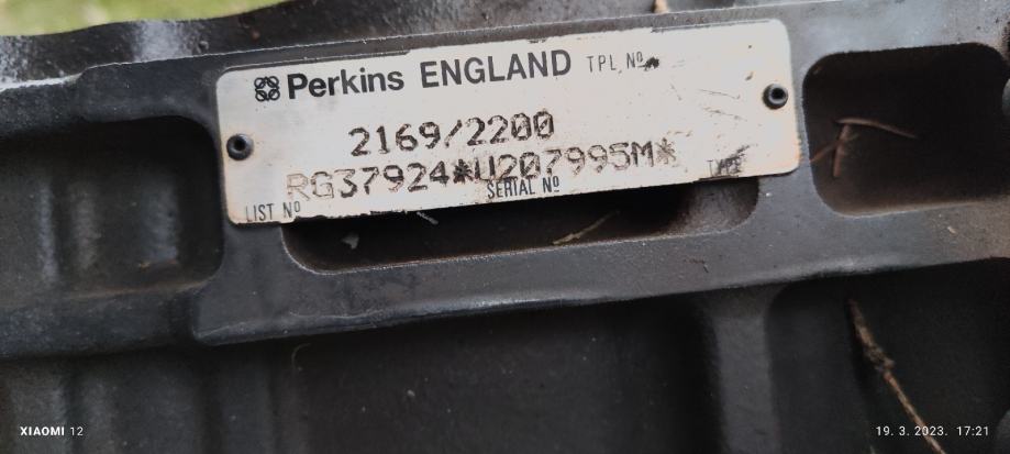 Perkins 1104c-44t