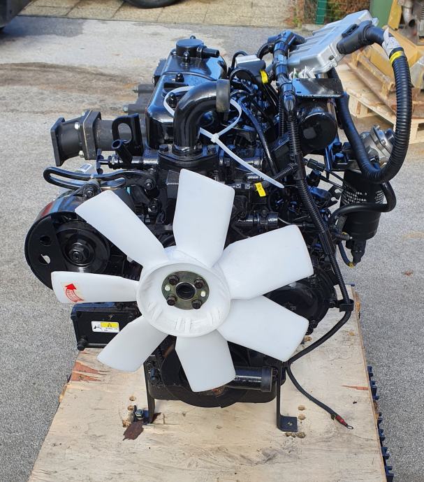 Motor diesel 25.7kW (35KS)