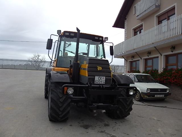 JCB TRAKTOR FASTRAC